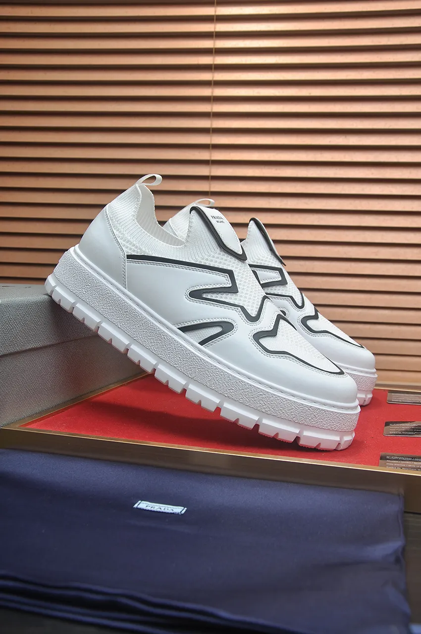 Men's shoes 💰620💶【PRADA】Top original, new season, high quality original goods, top imported calfskin with original imported glue, imported cowhide inside with original cowhide feet, original outsole! Quality guaranteed! Code 38-45 (45 customized)